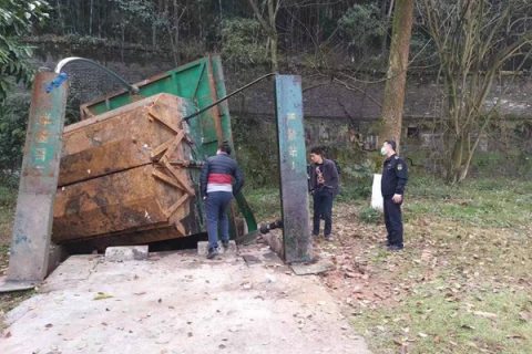 地埋式垃圾站维修 还是交给专业厂家来吧